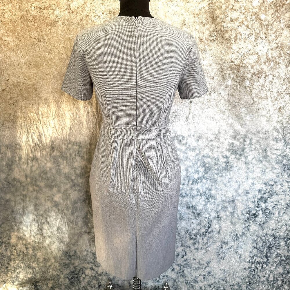 Banana Republic Grey Sheath Work Dress - Size 2 - Picture 4 of 7